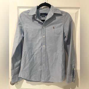 Ralph Lauren ‘custom fit’ women’s button up shirt.